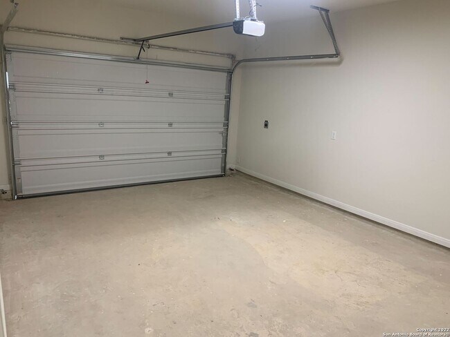 Building Photo - 10327 Candlewood Way