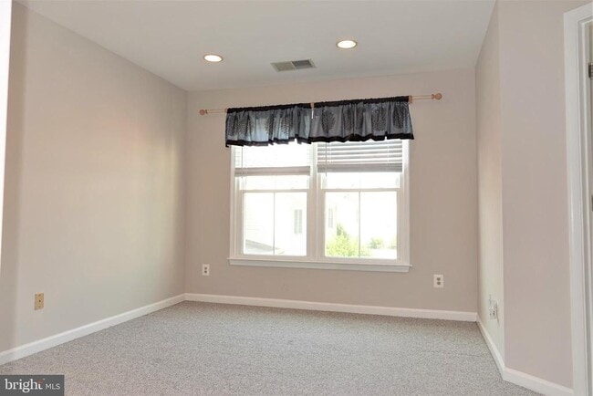 Building Photo - 708 Reserve Champion Dr