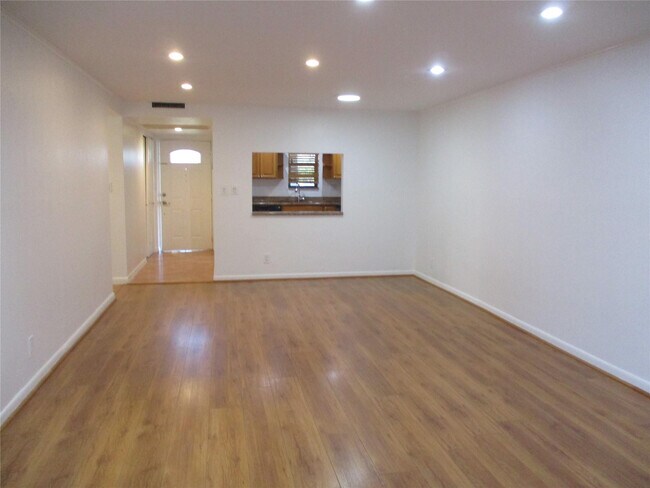 Building Photo - 9370 SW 8th St