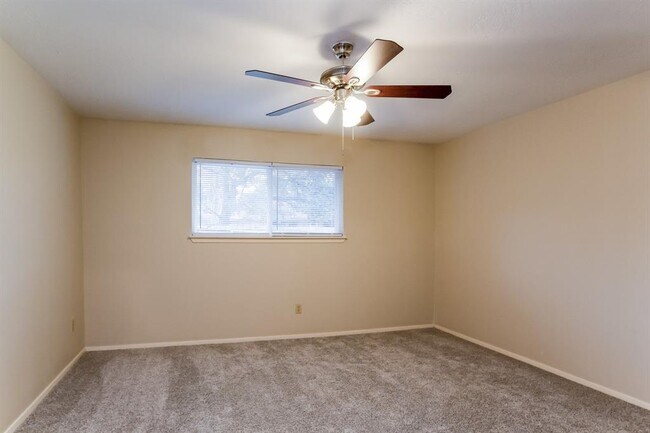 Building Photo - 22506 Spring Gate Dr