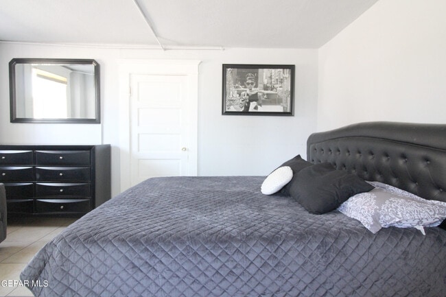 Building Photo - 130 Tobin Pl