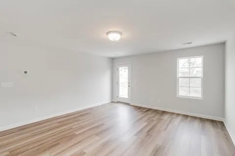 Building Photo - 1039 Begonia Dr