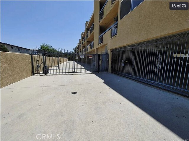 Building Photo - 9014 Burnet Ave