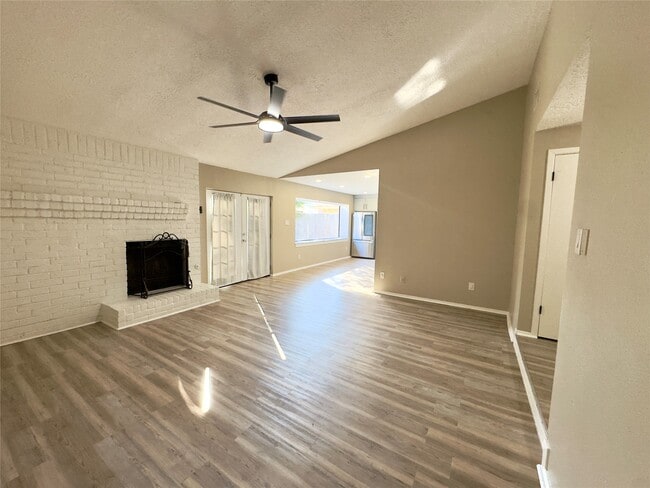 Building Photo - 3519 Acorn Way Ln