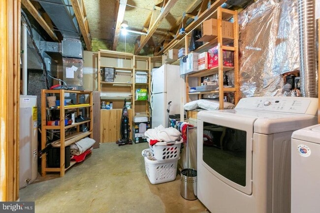 Building Photo - 13662 Barren Springs Ct