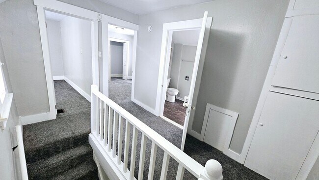 Building Photo - 138 Poplar St