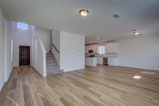 Building Photo - 1418 Tramore Wy