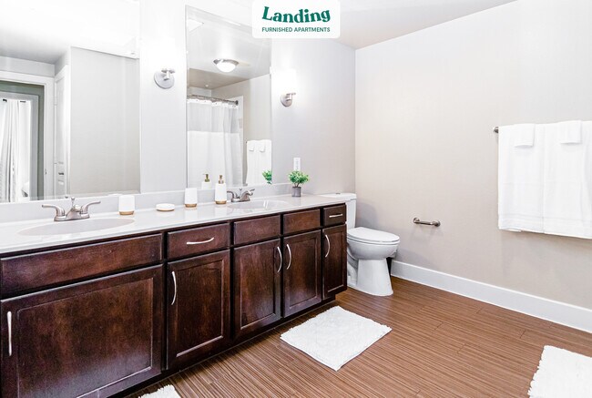 Building Photo - 7373 Valley View Ln