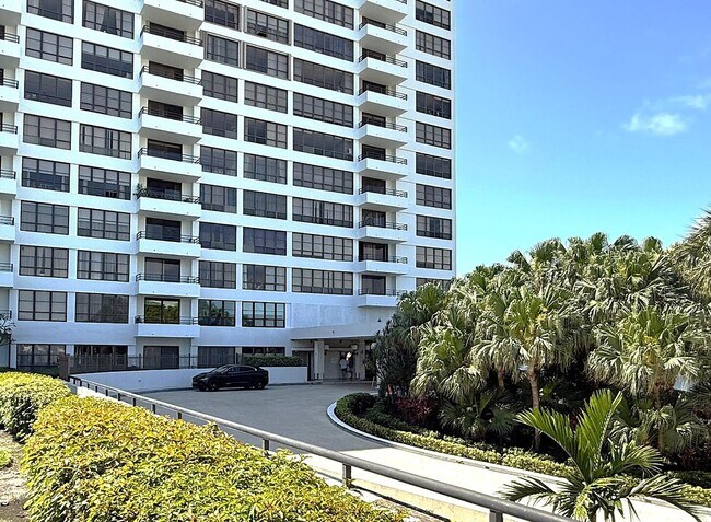 Building Photo - 600 Three Islands Boulevard