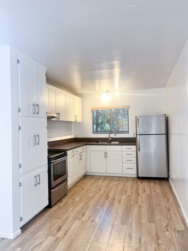 Building Photo - 2333 Hauser Blvd.