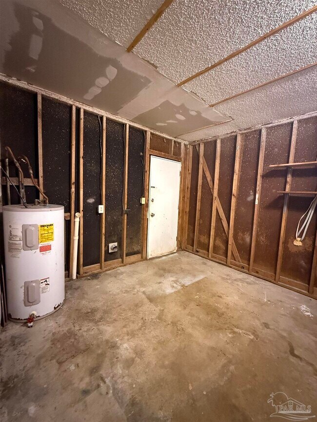 Building Photo - 4204 W Avenida De Golf