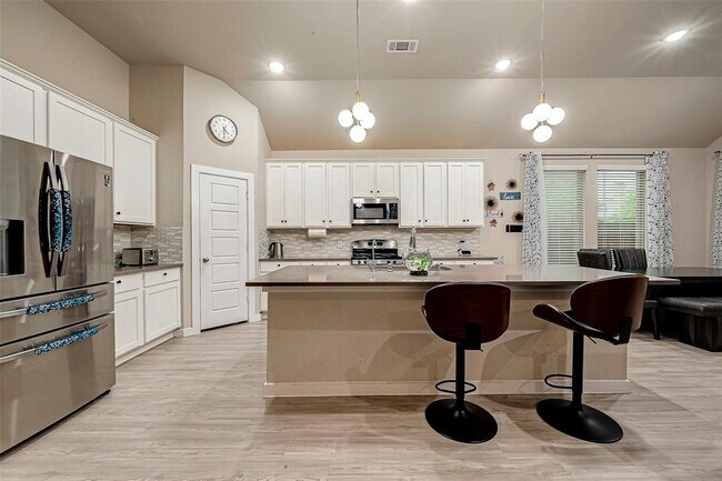Building Photo - 4723 Great Acre Ln