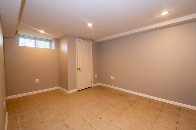 Building Photo - 2639 Boone St