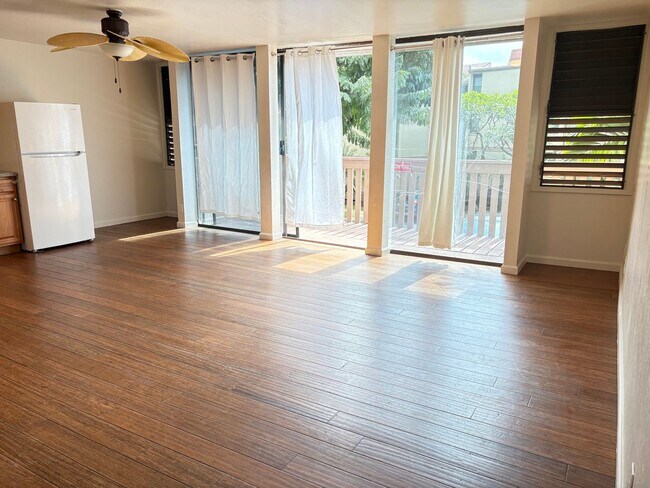 Building Photo - Makaha Valley Plantation - Two Bedroom