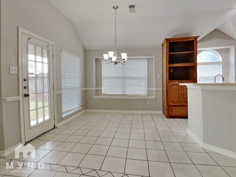 Building Photo - 22902 Creekside Gate Ct