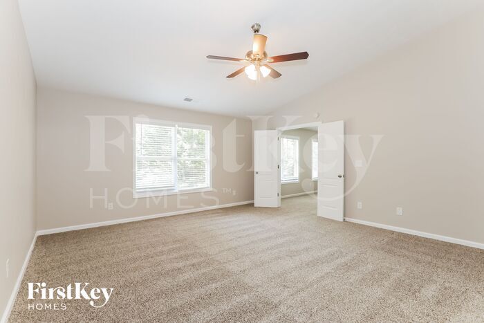 Building Photo - 962 Simonton Glen Dr SE