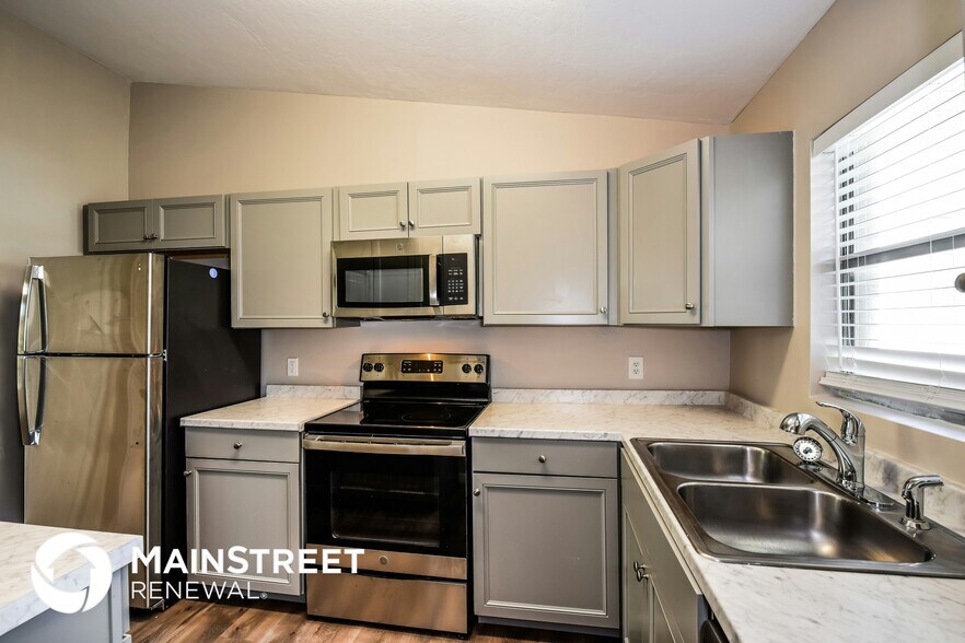 Building Photo - 15500 Spring Line Ln
