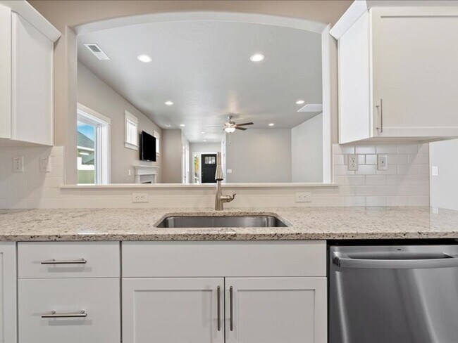 Building Photo - Coming Soon in Meridian! 3 Bed Beauty w/ A...