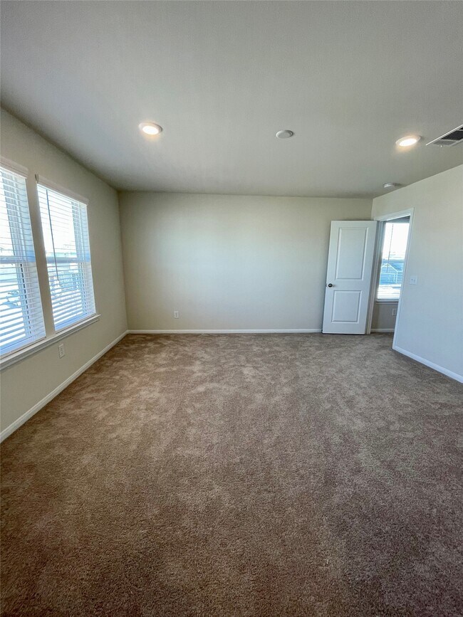 Building Photo - 11738 Armadale Dr