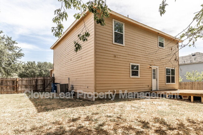 Building Photo - 446 S Water Ln