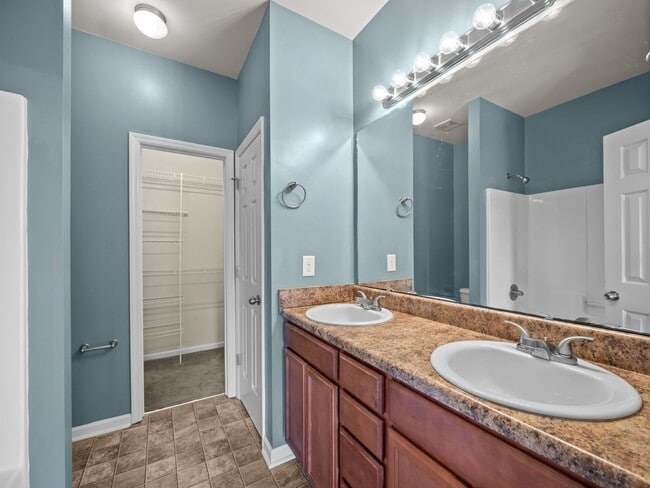 Building Photo - Welcome to Carolina Forest!