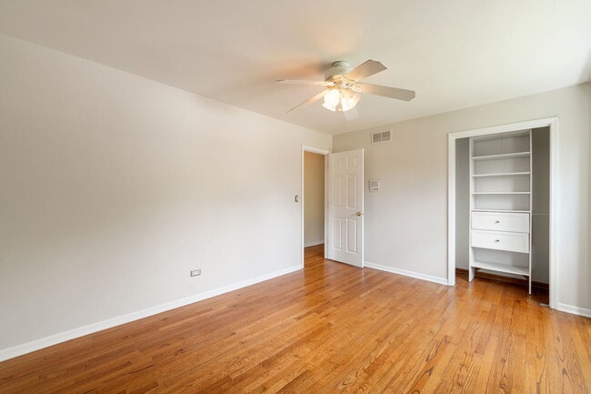 Building Photo - 1526 Carrol Ct