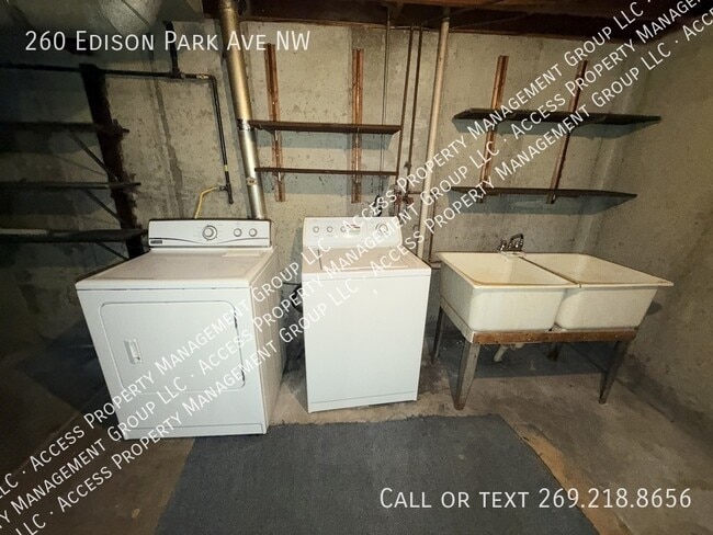 Building Photo - 260 Edison Park Ave NW