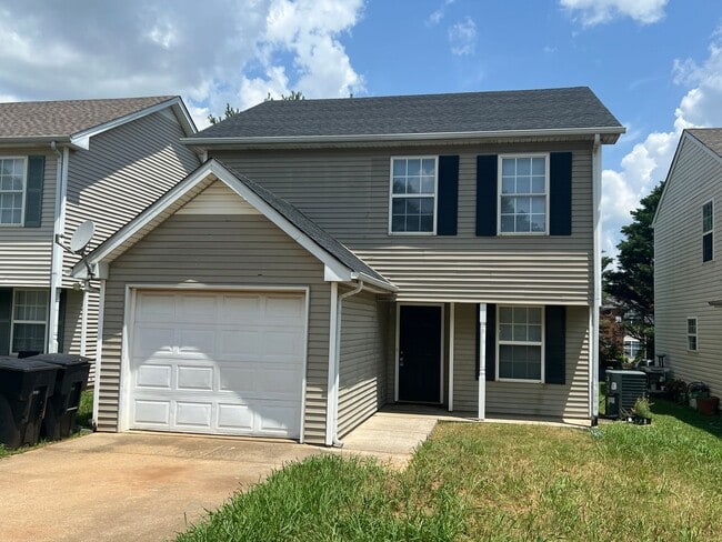 Primary Photo - 272 Indian Park Dr