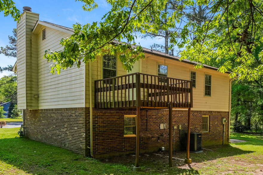 Building Photo - 80 Belmont Park Ln
