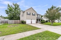 Building Photo - 4 Bedroom, 2.5 Bathroom in Tall Pines of Ladson