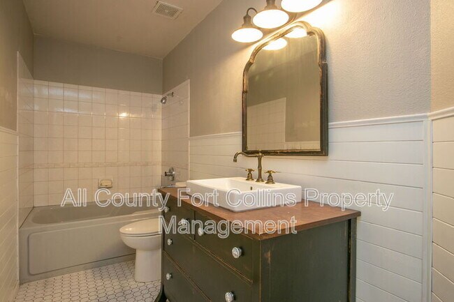 Building Photo - 7220 W Canberra St