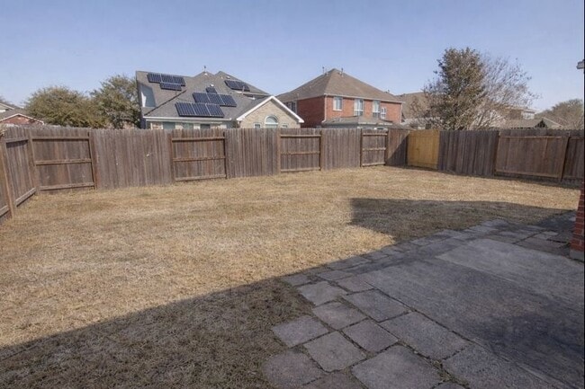 Building Photo - 13131 Leader Trail