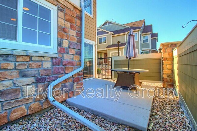 Building Photo - 14300 Waterside Ln