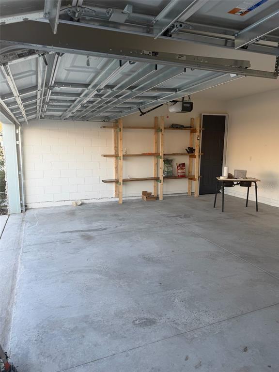 Building Photo - 5758 SW 80th Pl