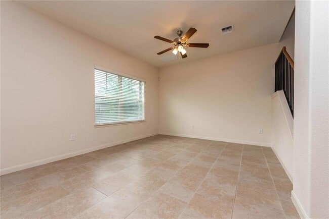 Building Photo - 1620 Bryant Dr
