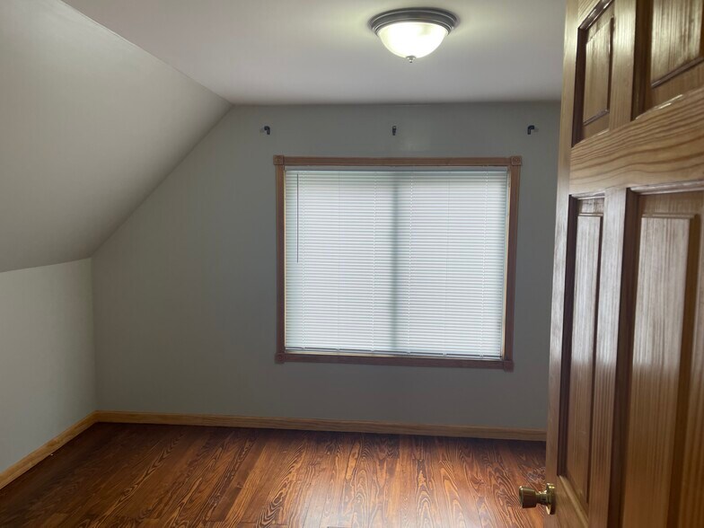 Building Photo - 8215 Rutledge St