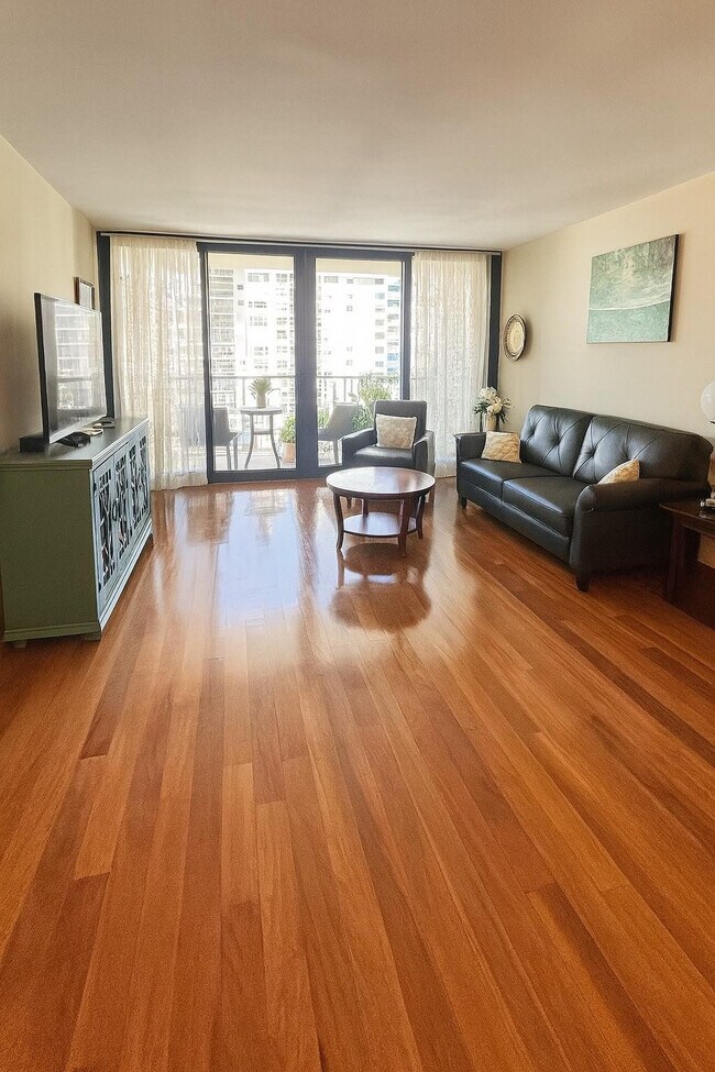 Building Photo - 2401 S Ocean Dr