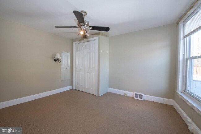 Building Photo - 4707 Smick St