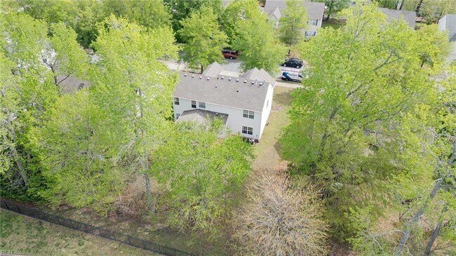 Building Photo - 310 Canaan Cir
