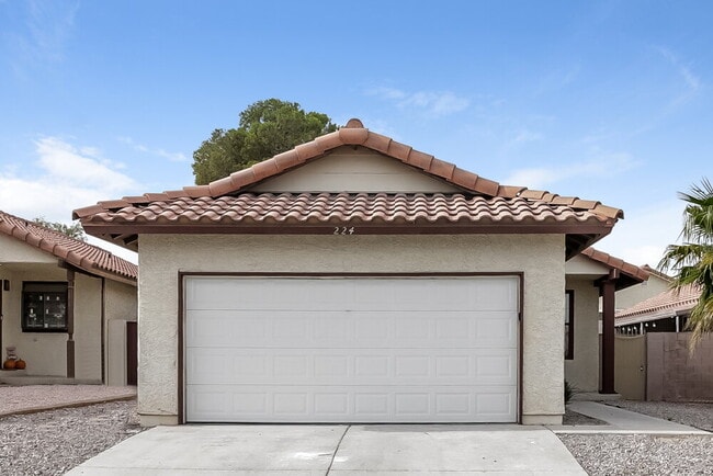 Building Photo - 224 Jon Belger Dr