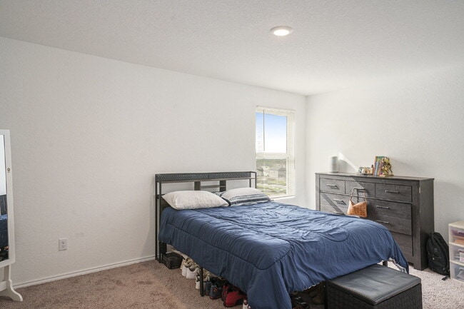 Building Photo - **First Month Rent Special**50% Off First Month Rent**Call Today! "Spacious 4-Bed, 3-Bath Gem in ...