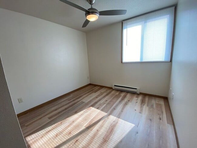 Building Photo - $1,095 | 2 Bedroom, 1 Bathroom Apartment | No Pets | Available for an August 1st, 2026 Move In!