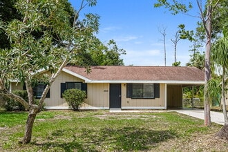 Building Photo - 2912 Crane Ave