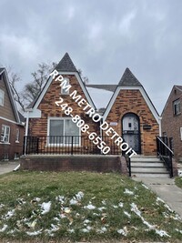 Building Photo - Move in Ready Brick Bungalow in Detroit