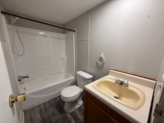 Building Photo - 1025 Union Hill Church Rd