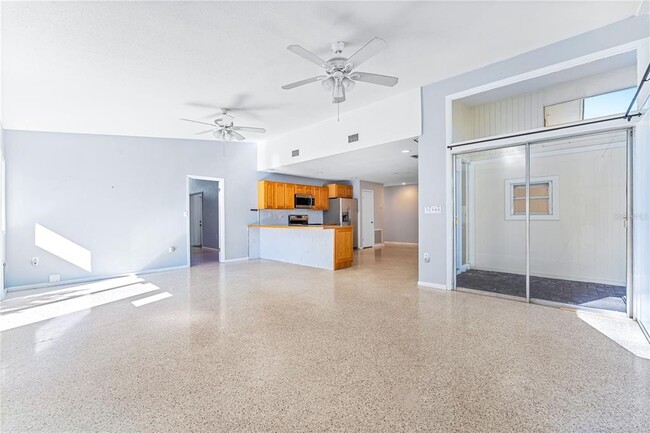 Building Photo - 6912 Alderwood Dr