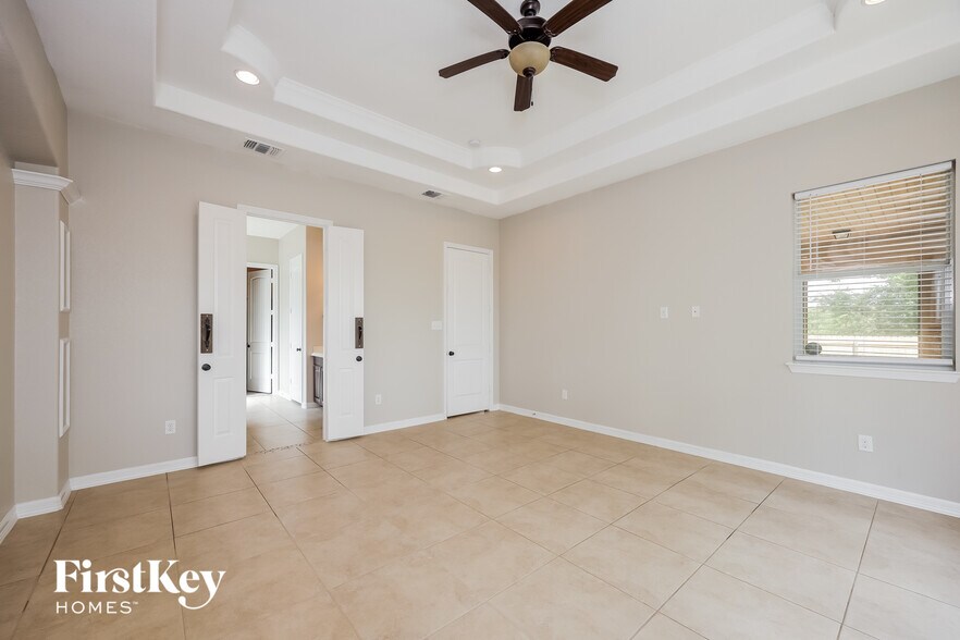 Building Photo - 8638 Key S Way