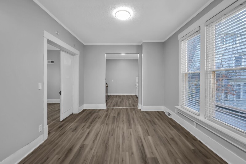 Building Photo - 3860 Dodge St