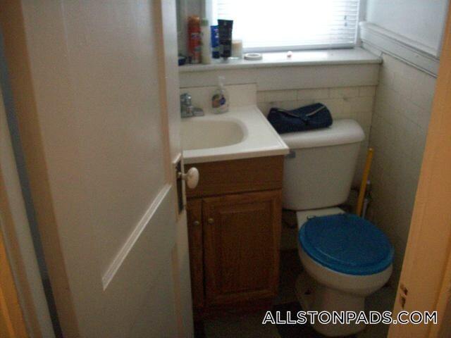 Building Photo - 1189 Commonwealth Ave