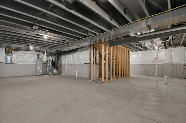 Building Photo - 1303 Theodore Dr
